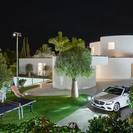 Вилла Equilibrium Адехе