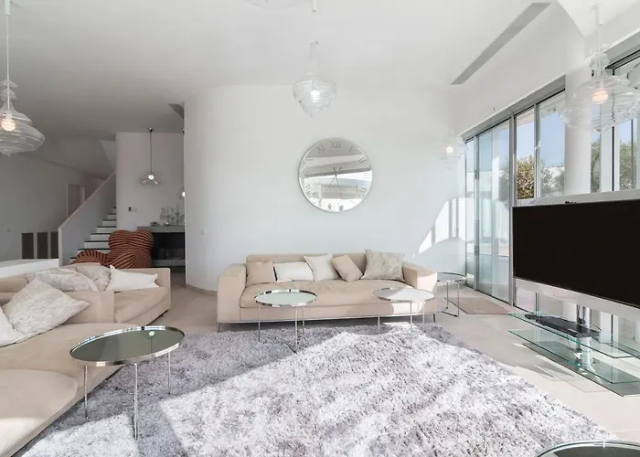 Вилла Equilibrium *