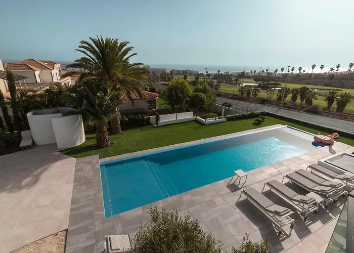 Вилла Equilibrium Адехе